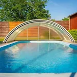 Fiesta Balaton Apartment Balatonszarszo