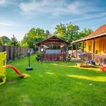 Fiesta Balaton Apartment