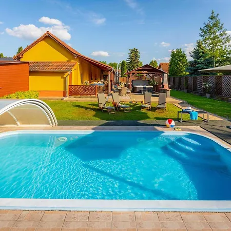 Apartment Fiesta Balaton Balatonszarszo