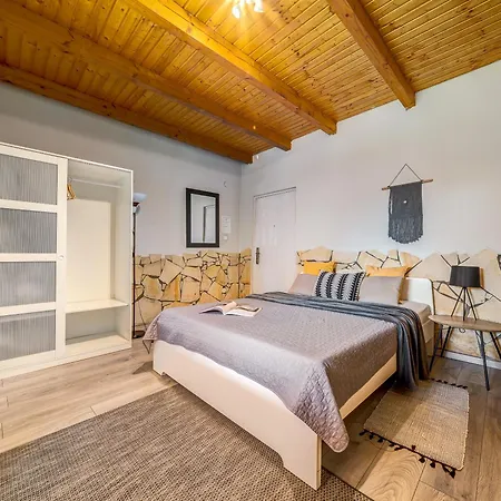 Fiesta Balaton Apartman *